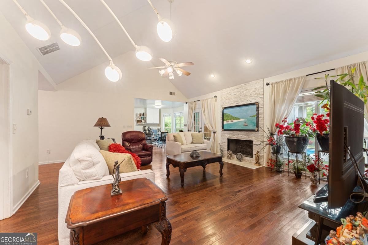 195 Galway Bend Tyrone - Photo 9