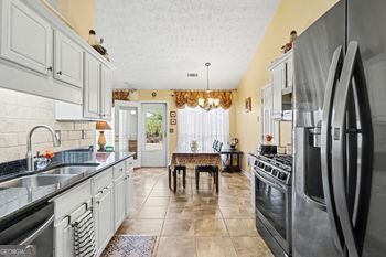 2130 Saint Thomas Way Suwanee - Photo 10