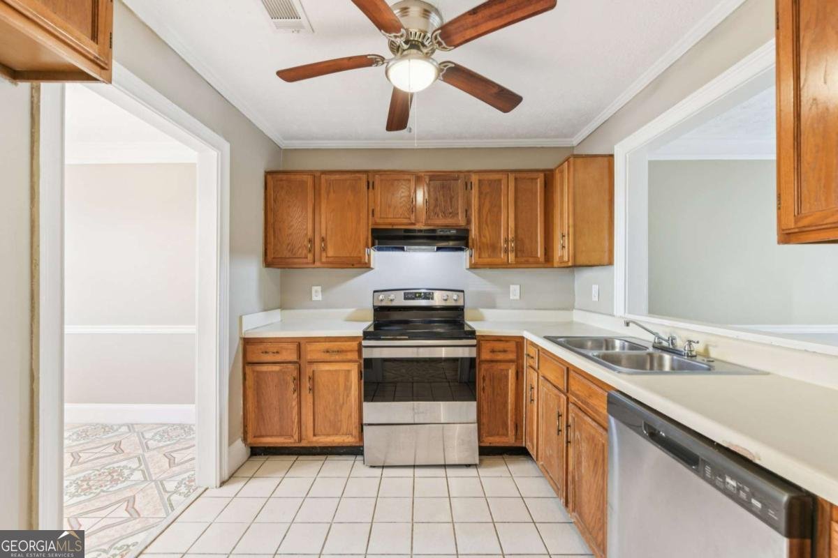 401 Autumn Leaf Way Norcross - Photo 8