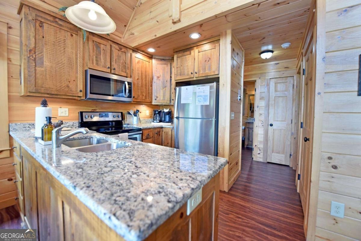 73 Rosiey Lane Blue Ridge - Photo 8