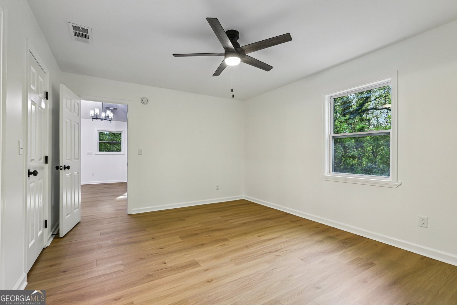 418 Honeysuckle Lane Stockbridge - Photo 11