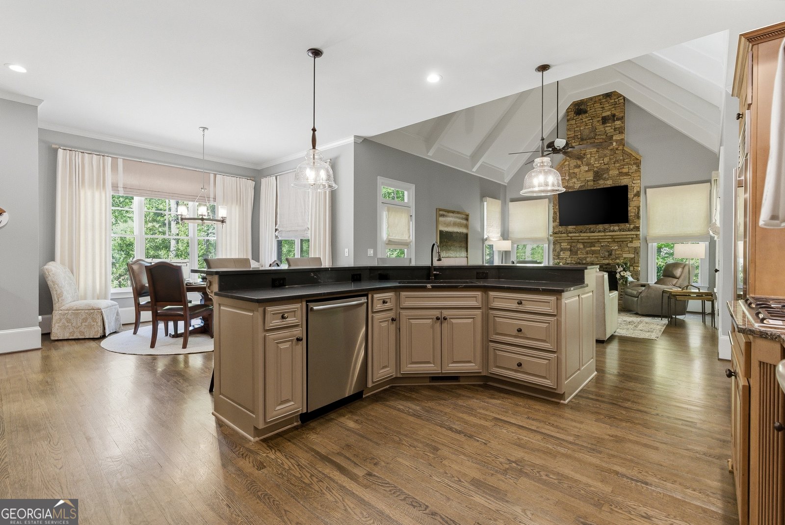 215 Sherwood Pass Roswell - Photo 35