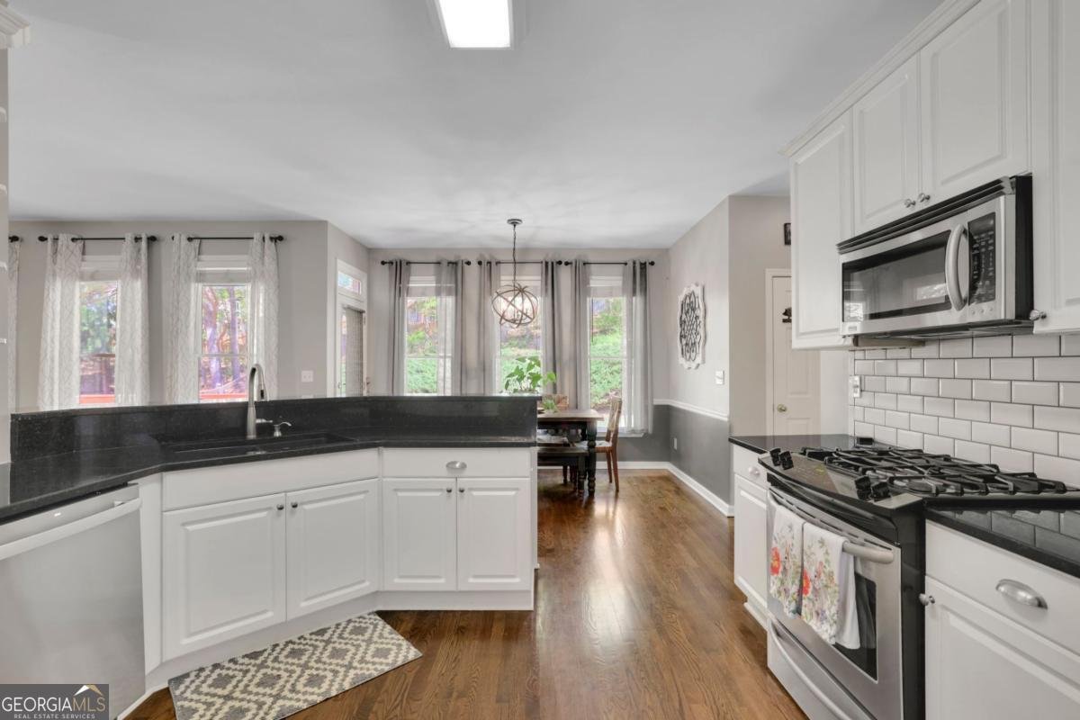 5406 Hunting Pine Drive Powder Springs - Photo 9