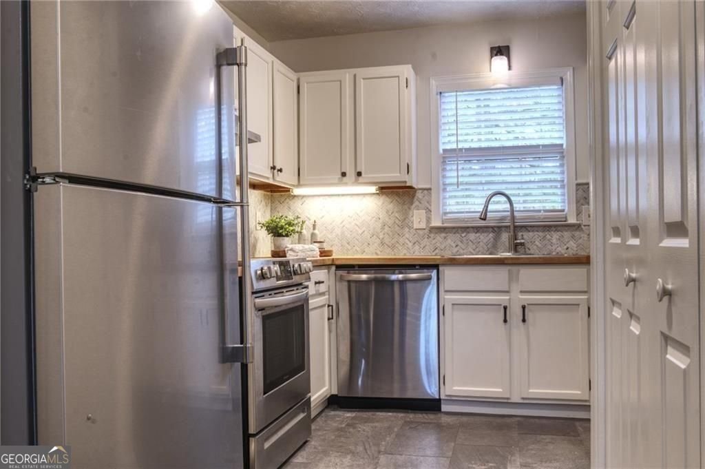 587 Wedgewood Drive Alpharetta - Photo 8