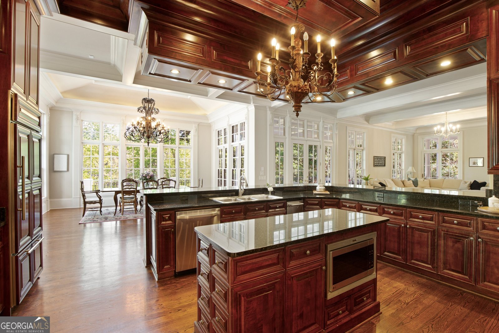 1095 Stonegate Court Roswell - Photo 14