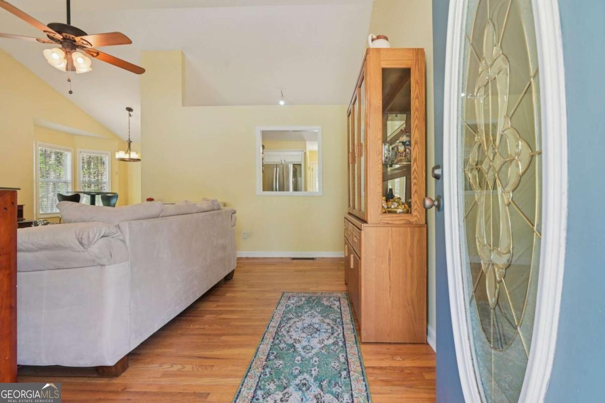 29 Wey Bridge Court White - Photo 6