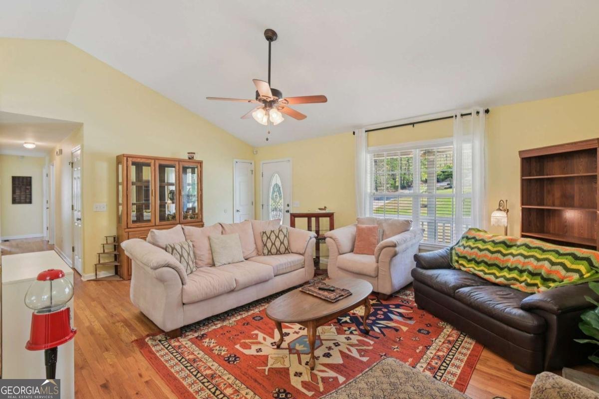 29 Wey Bridge Court White - Photo 7