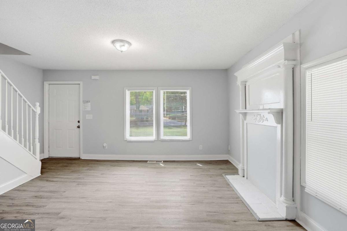 219 Howell Dr SW Atlanta - Photo 12