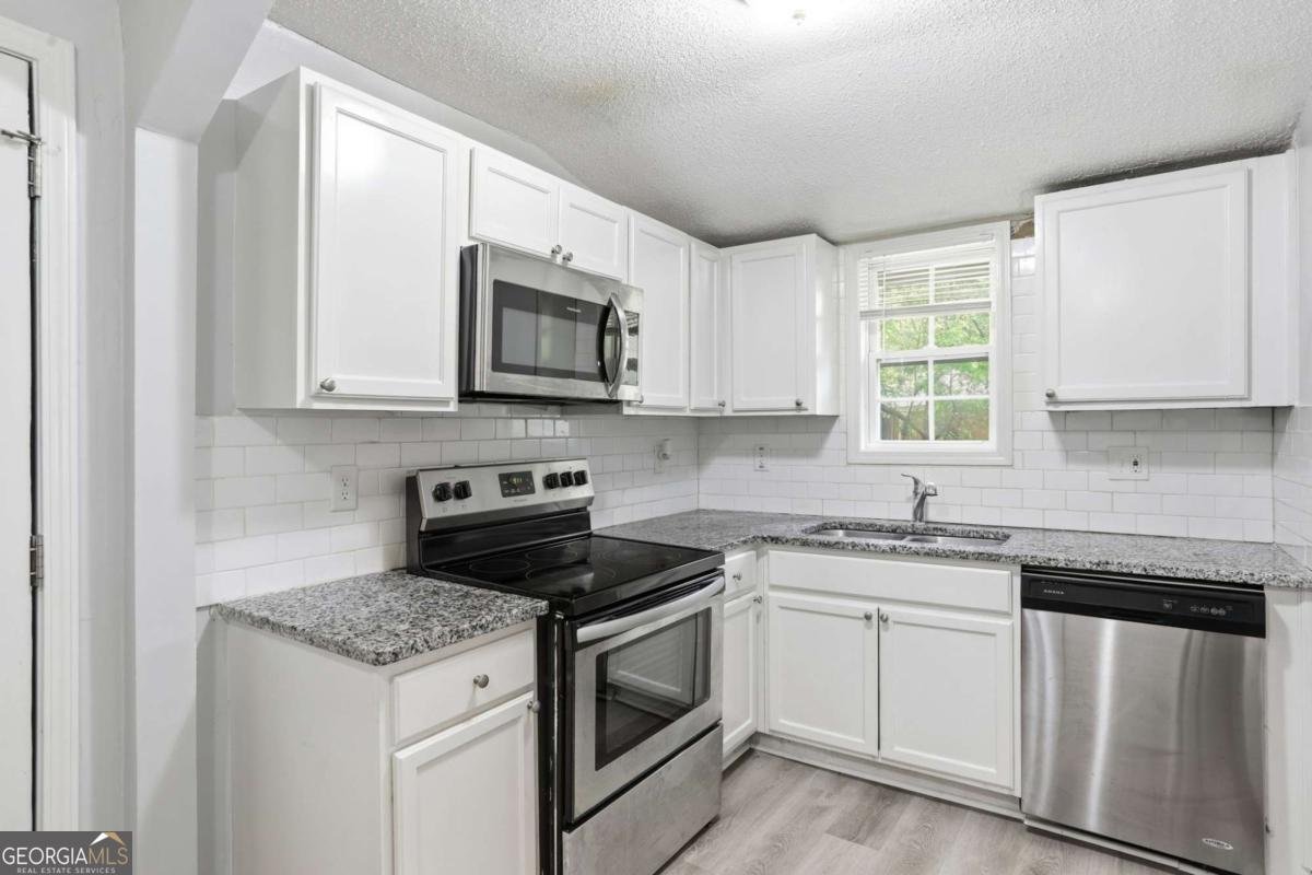 219 Howell Dr SW Atlanta - Photo 16