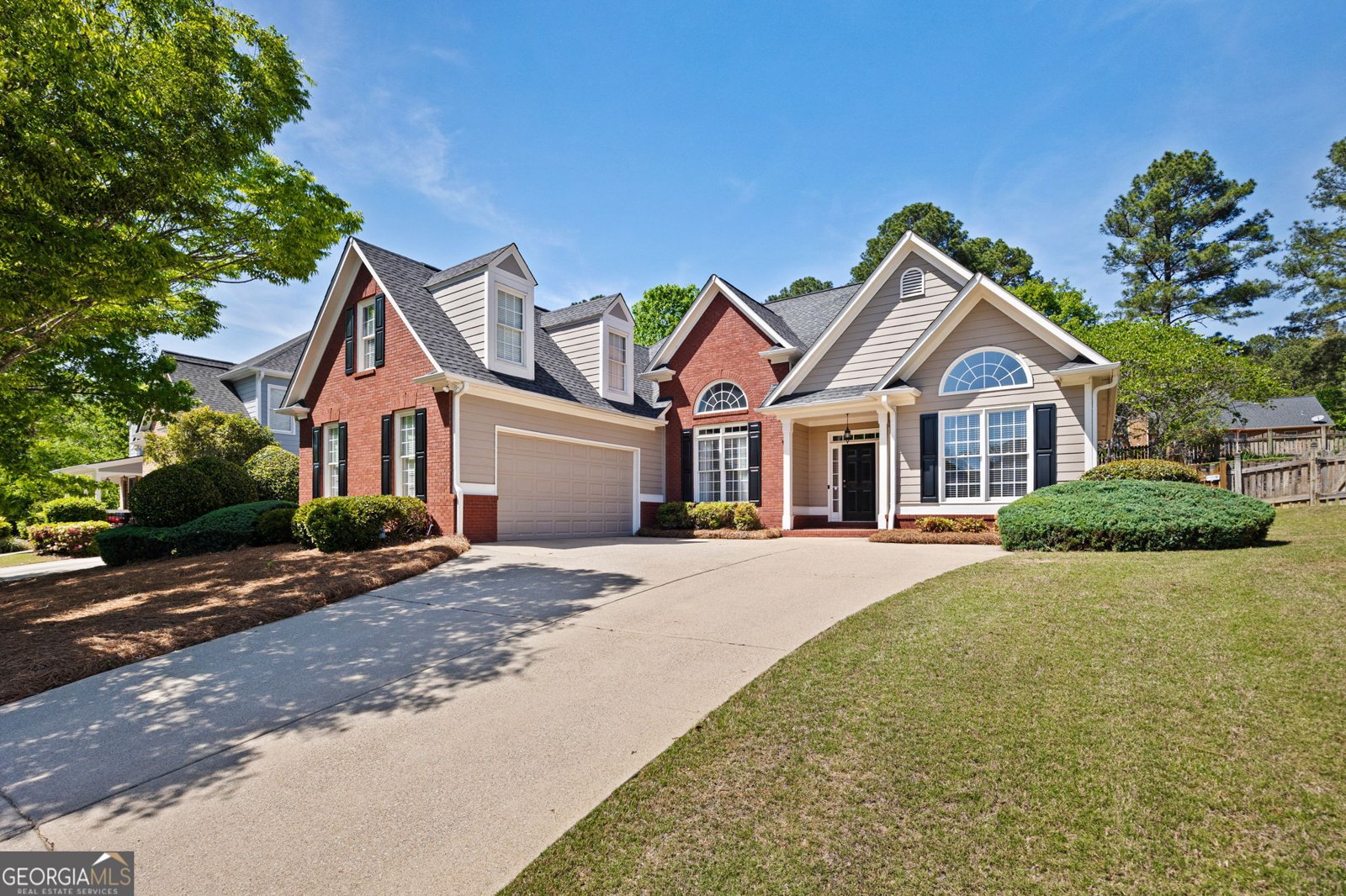 555 Golf Crest Drive Acworth - Photo 1