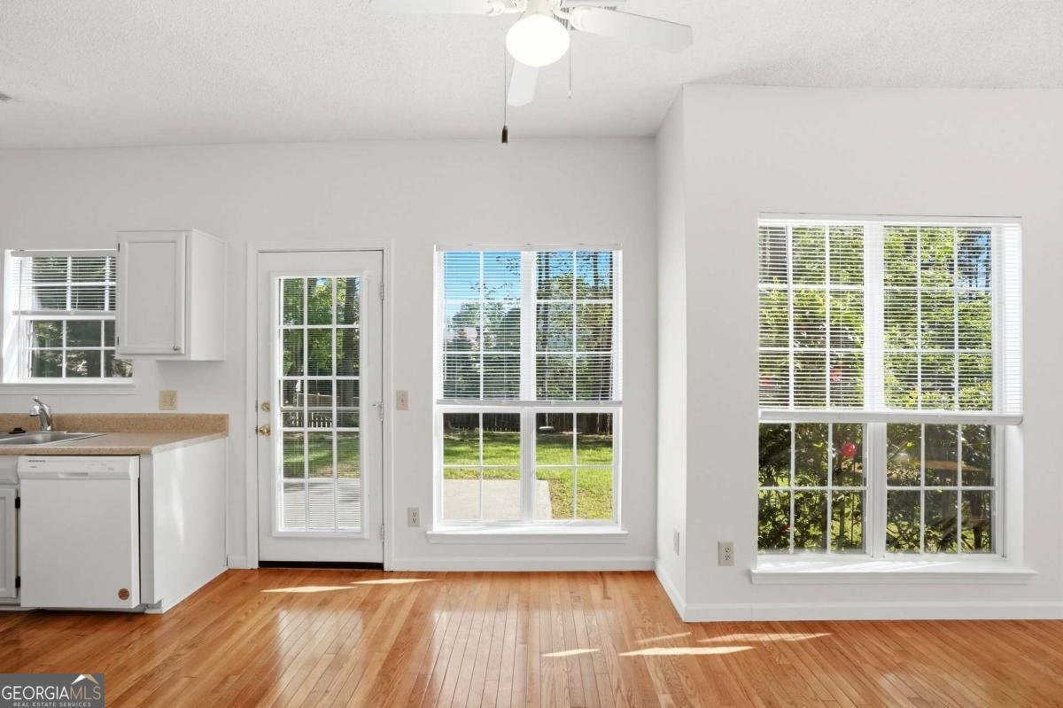 5042 Anclote Drive Alpharetta - Photo 12