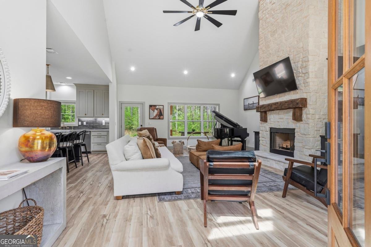 1351 Aqua Road Madison - Photo 7