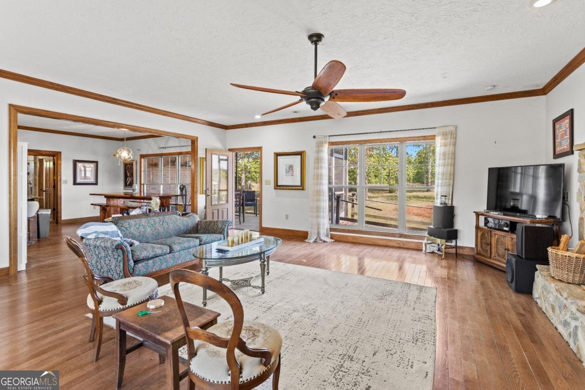 1747 Perkins Greenfork Road Millen - Photo 8