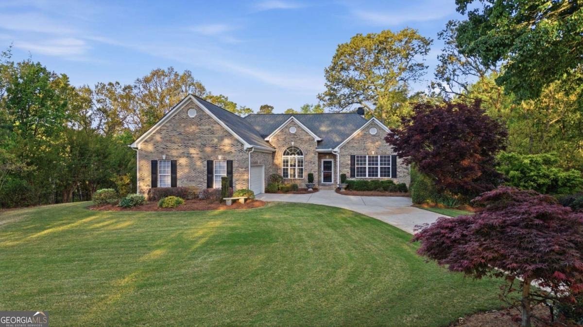 1170 Burgess Drive Suwanee - Photo 1