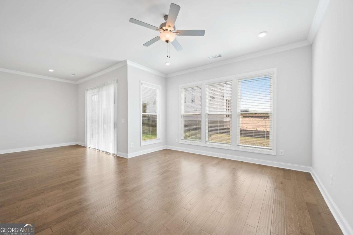 637 Skytop Drive Cumming - Photo 6