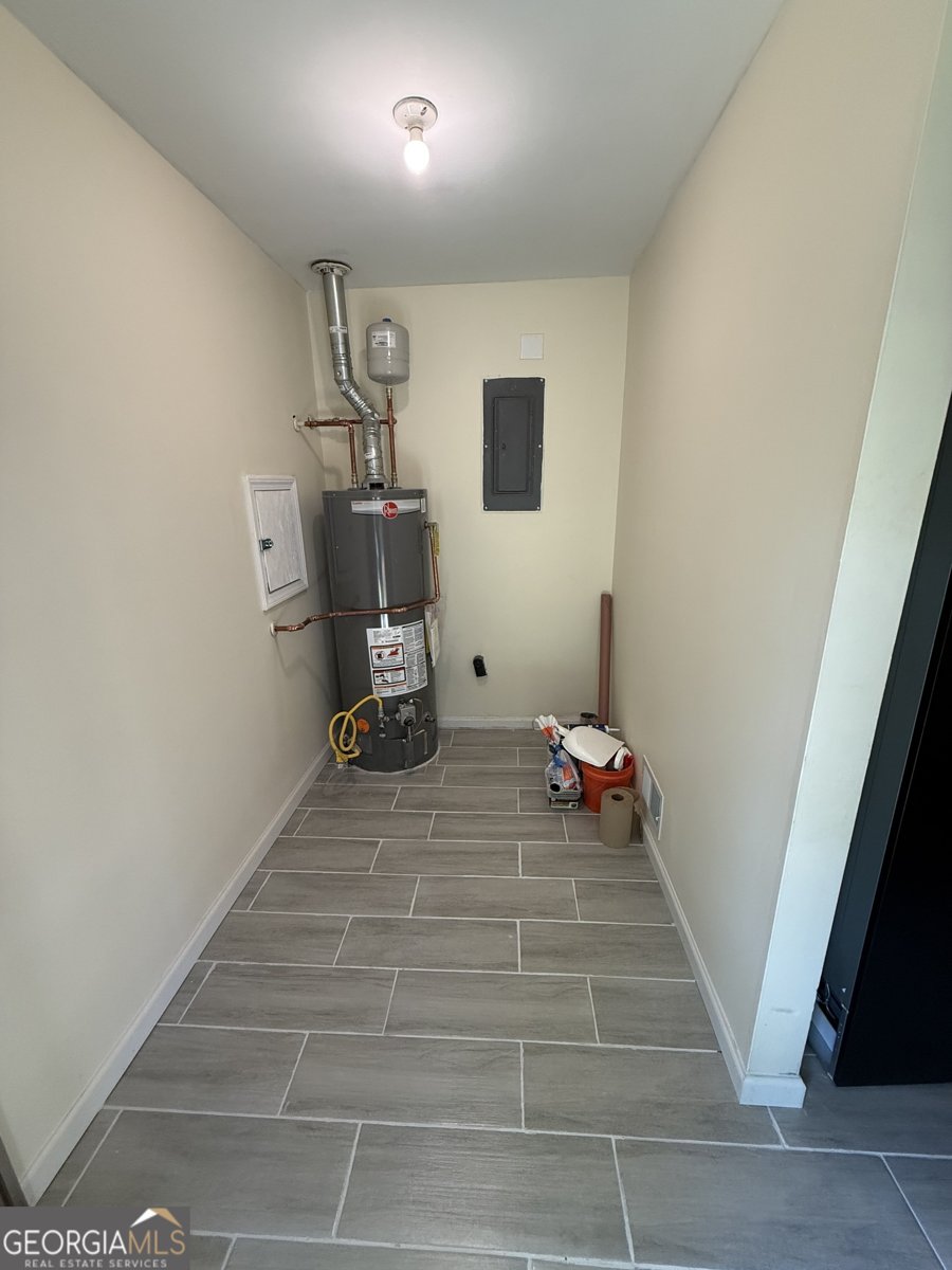 264 Shelburn Drive Riverdale - Photo 36