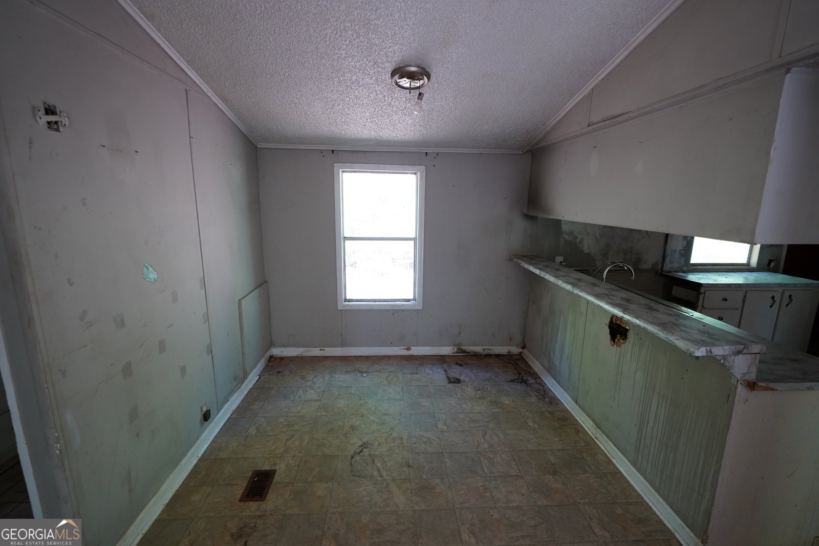 300 Jackson Rd Cleveland - Photo 8