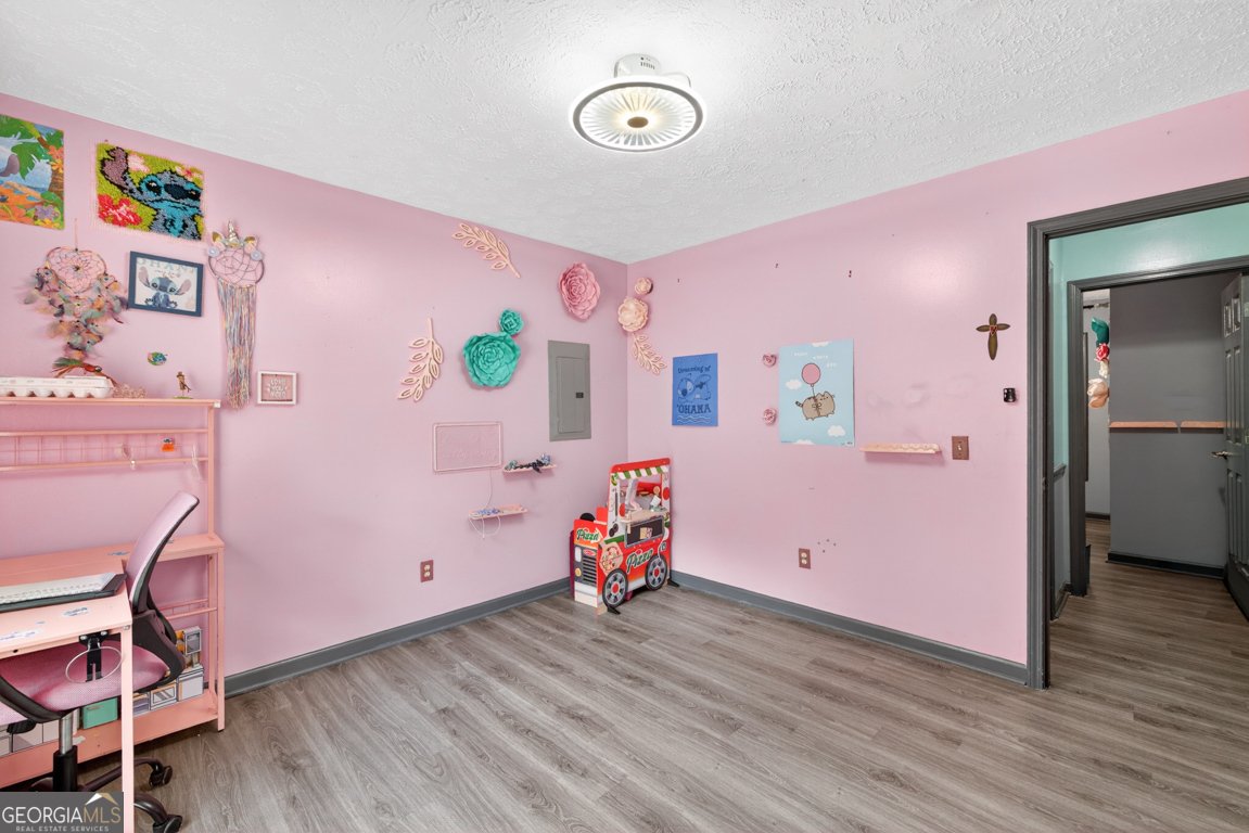 270 Griffith Street Winder - Photo 14