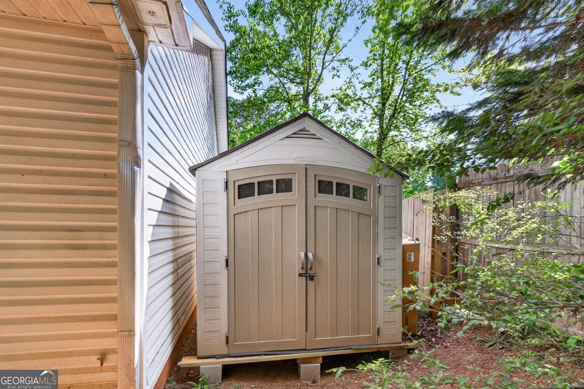 270 Griffith Street Winder - Photo 19