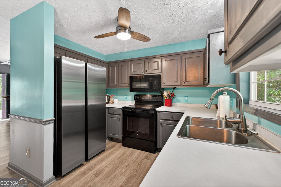 270 Griffith Street Winder - Photo 9