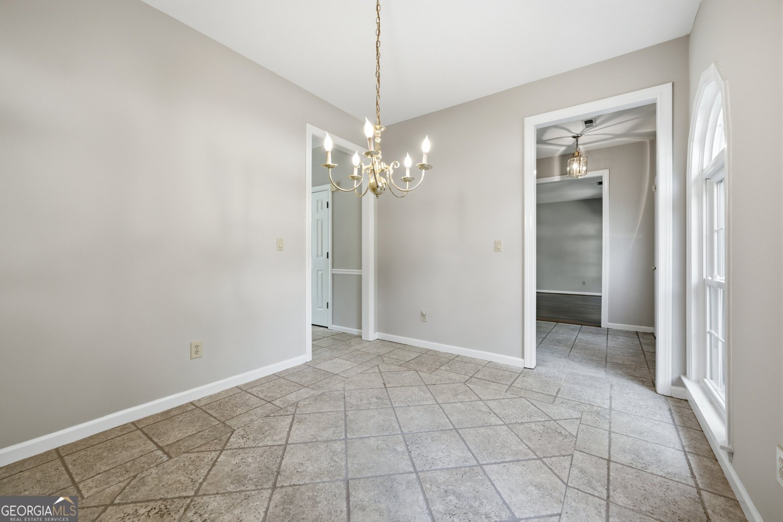 4750 Jones Bridge Woods Drive Johns Creek - Photo 11