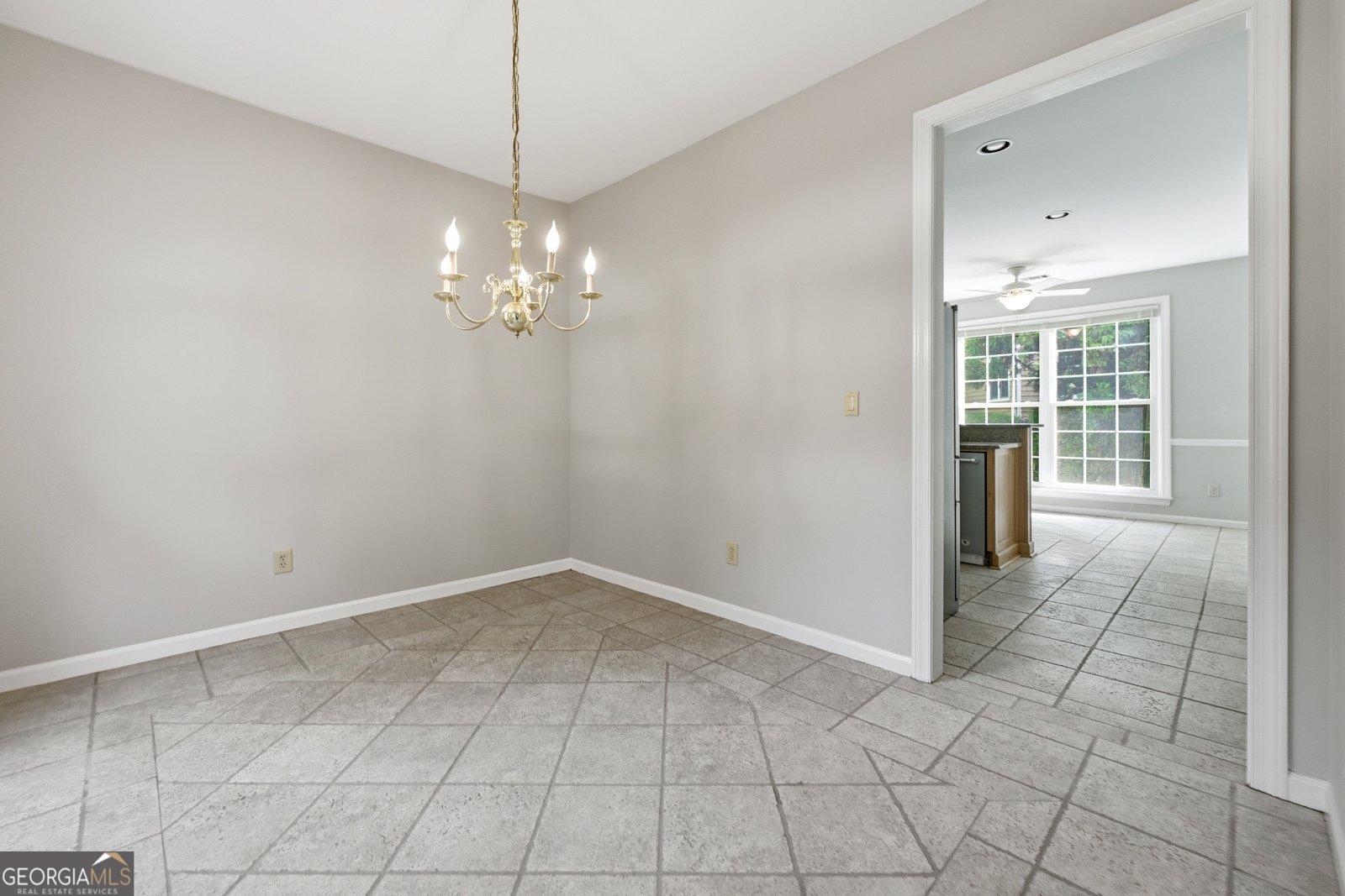 4750 Jones Bridge Woods Drive Johns Creek - Photo 12