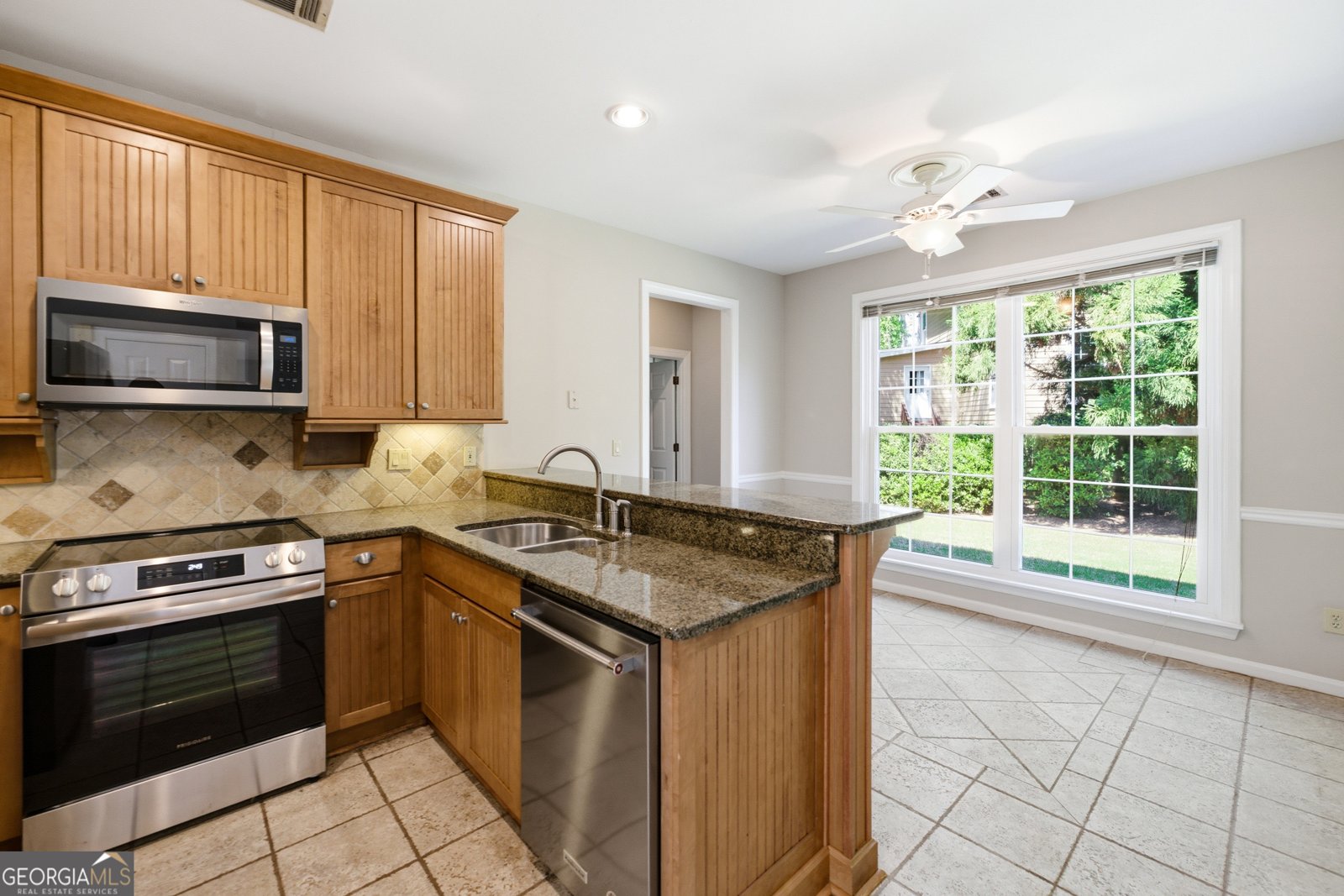 4750 Jones Bridge Woods Drive Johns Creek - Photo 16