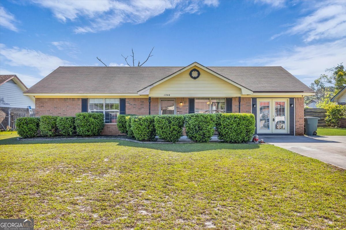 1244 Chinook Way Hinesville - main photo