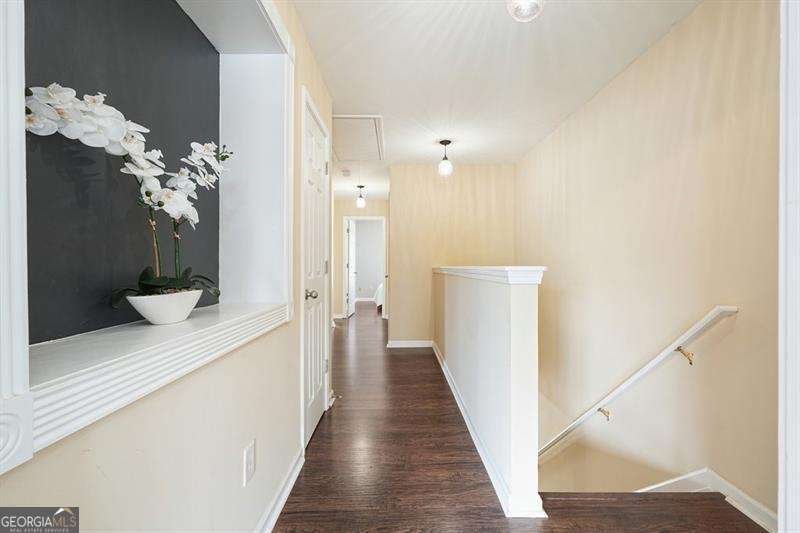 1963 Lakeshore Overlook Circle Kennesaw - Photo 13