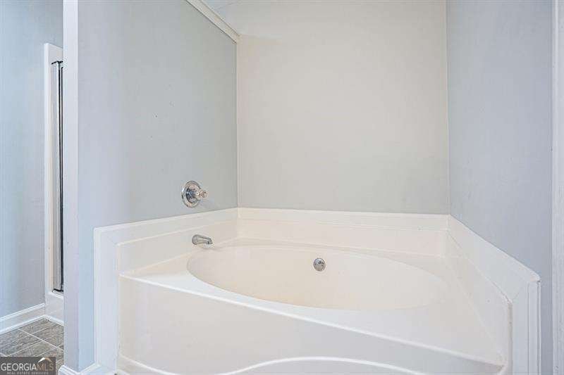 1963 Lakeshore Overlook Circle Kennesaw - Photo 17