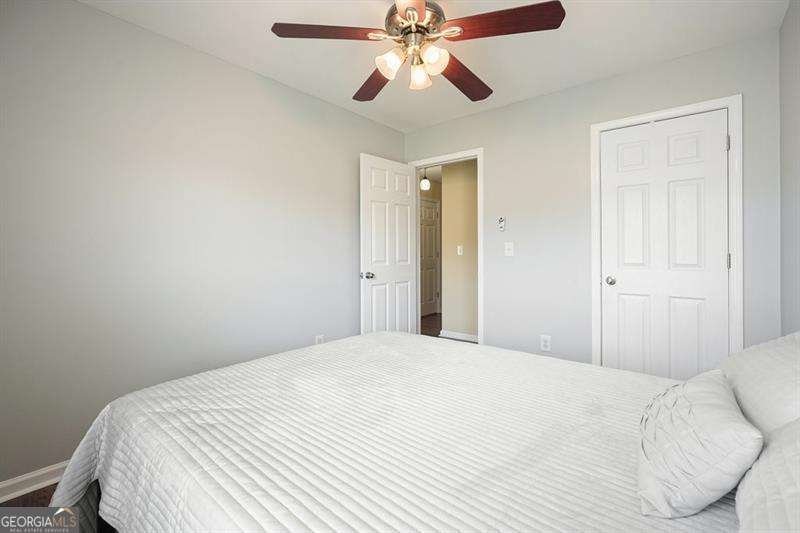 1963 Lakeshore Overlook Circle Kennesaw - Photo 21