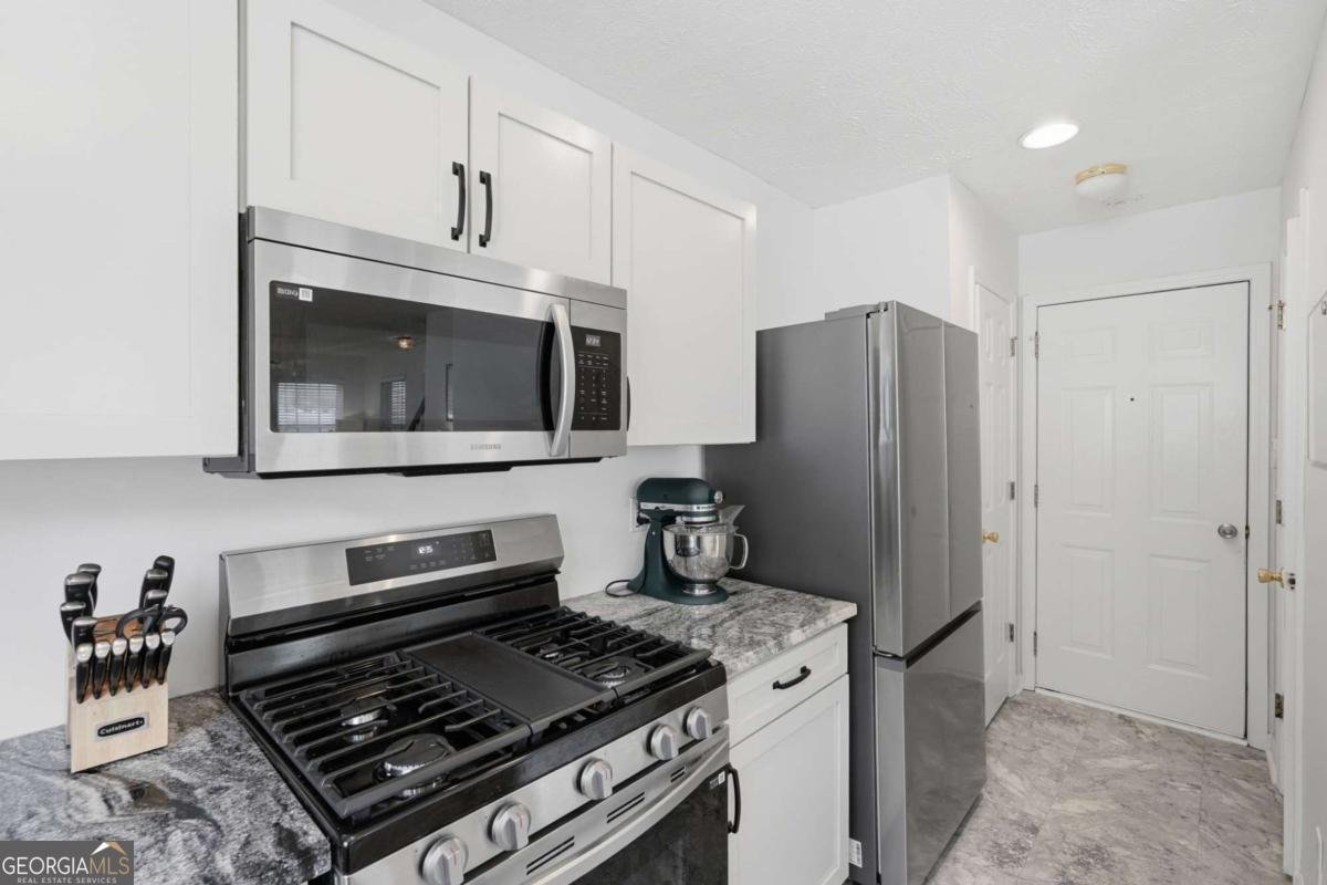 436 Oaks Trail Woodstock - Photo 15