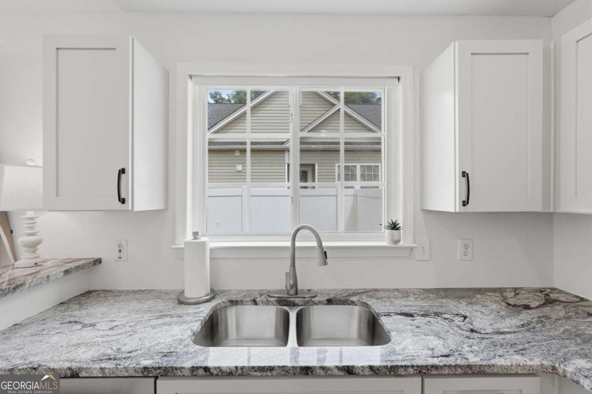 436 Oaks Trail Woodstock - Photo 16