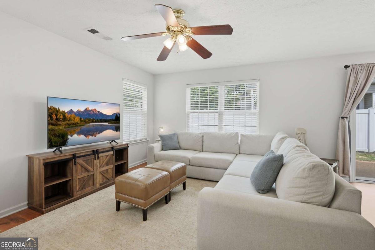 436 Oaks Trail Woodstock - Photo 9