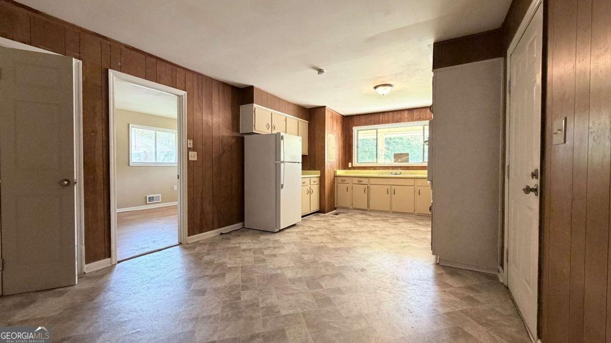 1664 Barrett Drive Atlanta - Photo 9