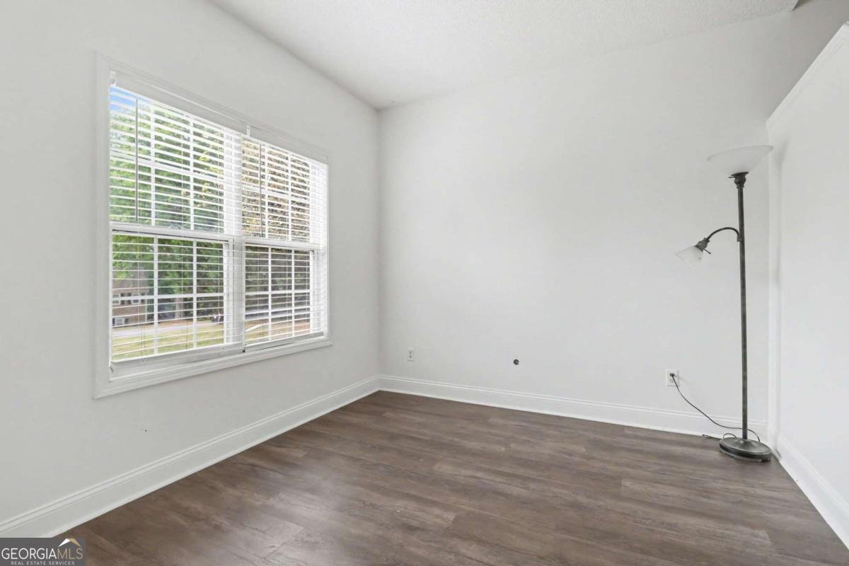 7855 Kayak Way Cumming - Photo 10