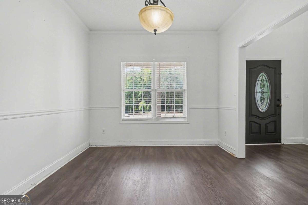 7855 Kayak Way Cumming - Photo 6