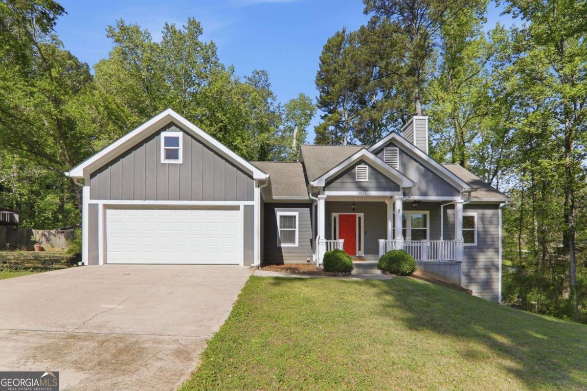 3821 Crestmore Drive Kennesaw - Photo 1