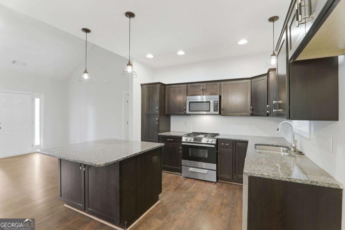 3821 Crestmore Drive Kennesaw - Photo 10