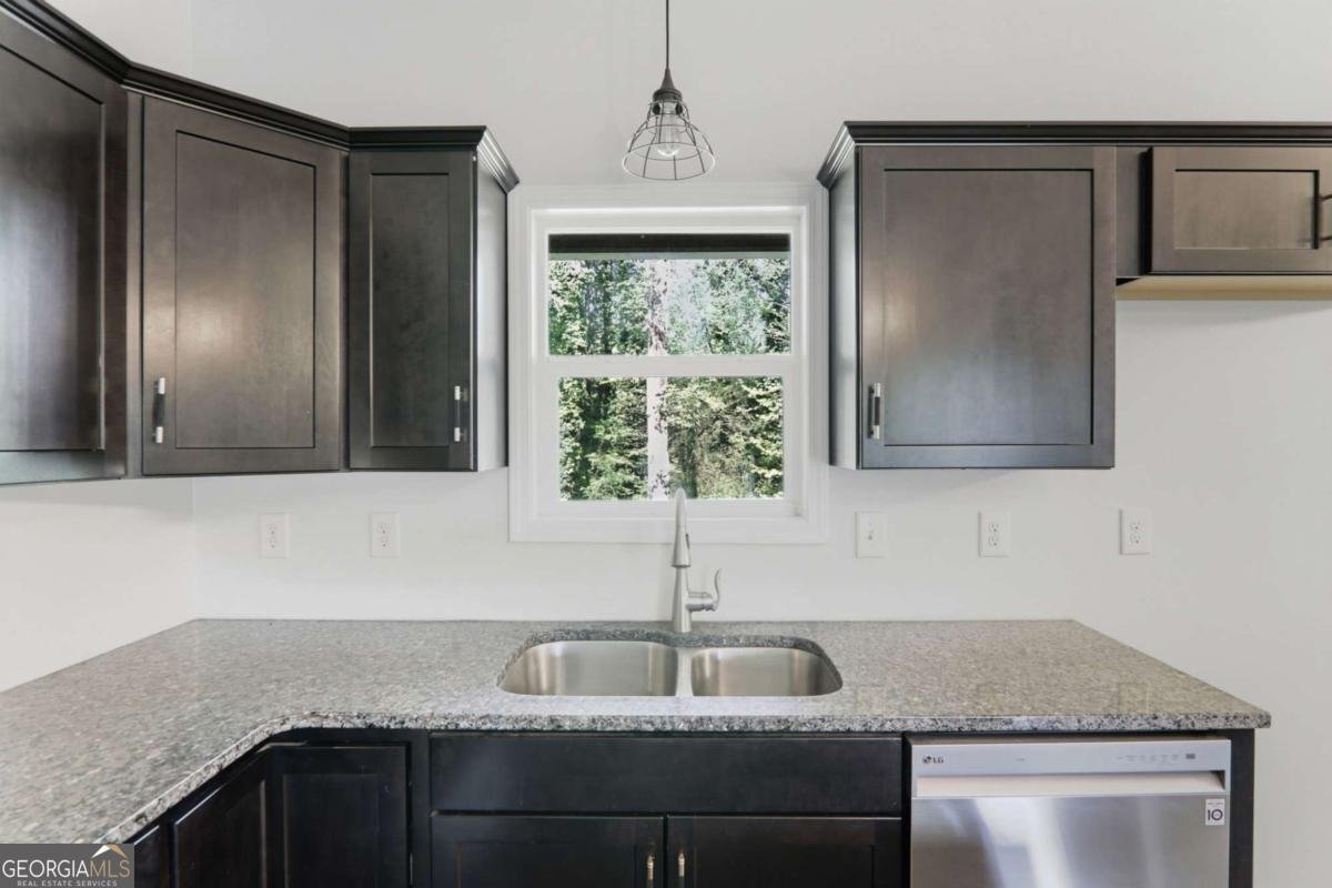 3821 Crestmore Drive Kennesaw - Photo 13