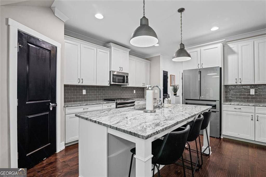 138 Bellehaven Drive Woodstock - Photo 6