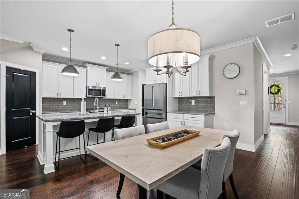 138 Bellehaven Drive Woodstock - Photo 8