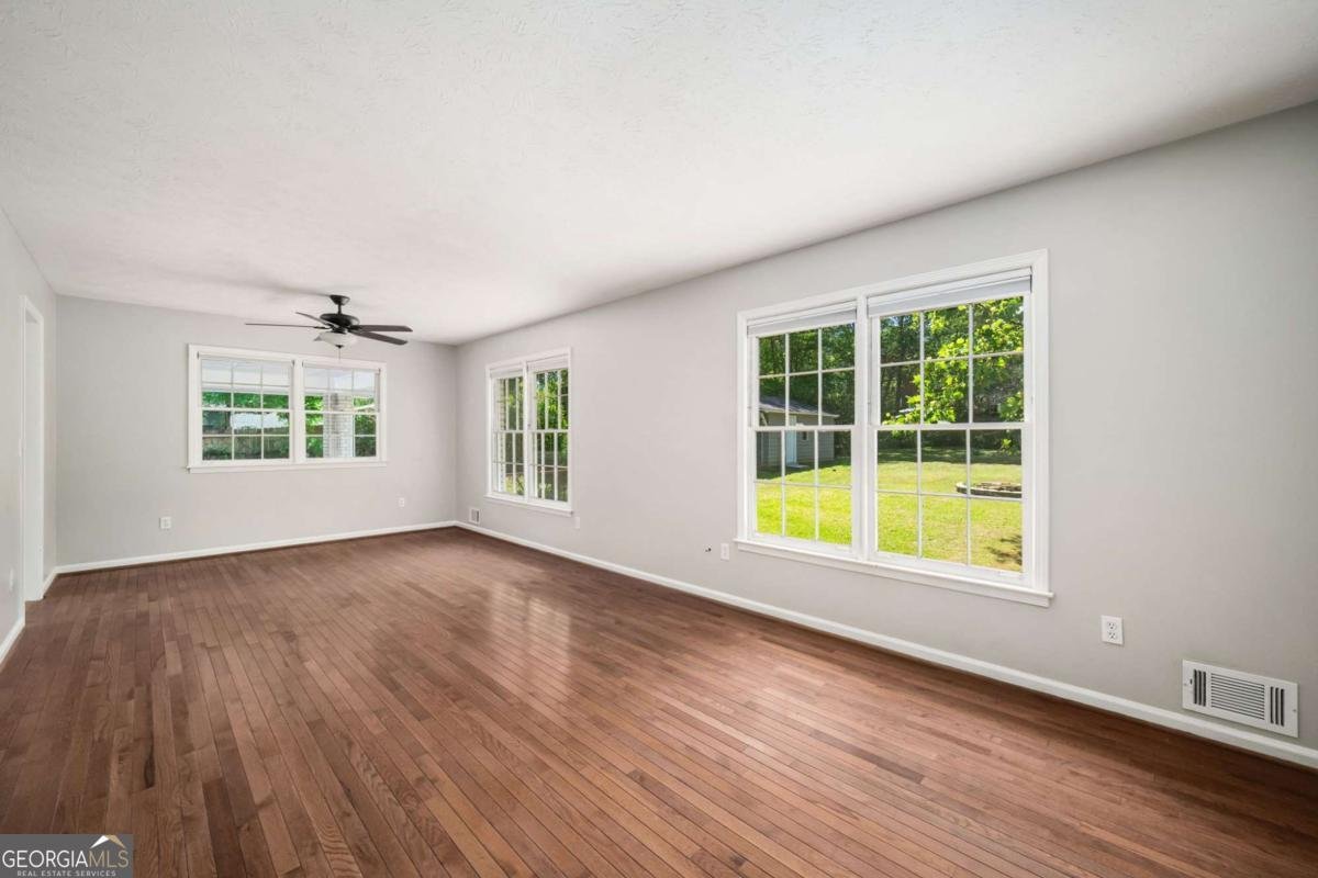 641 Gordon Combs Road Marietta - Photo 6