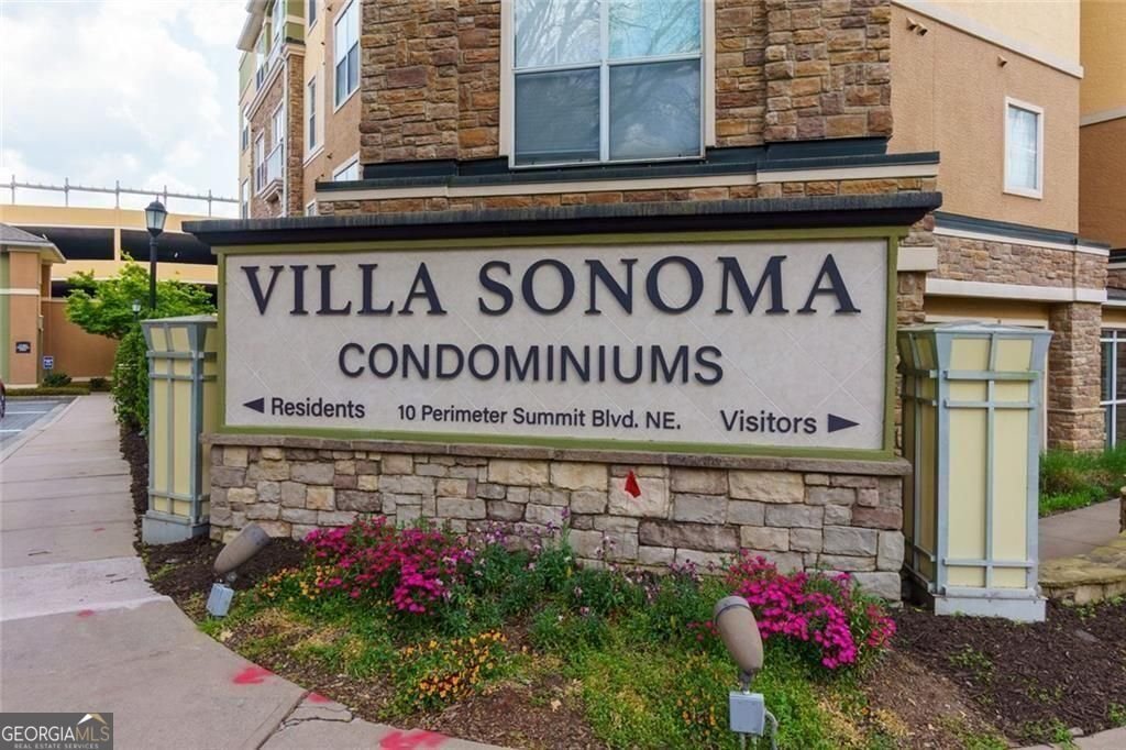 10 Perimeter Summit Boulevard Brookhaven - Photo 1