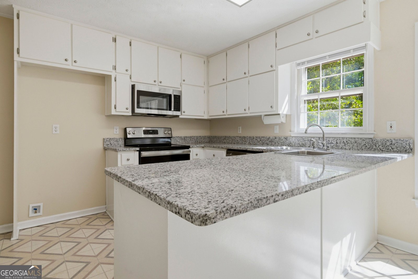 430 Ridgemont Drive Fayetteville - Photo 12