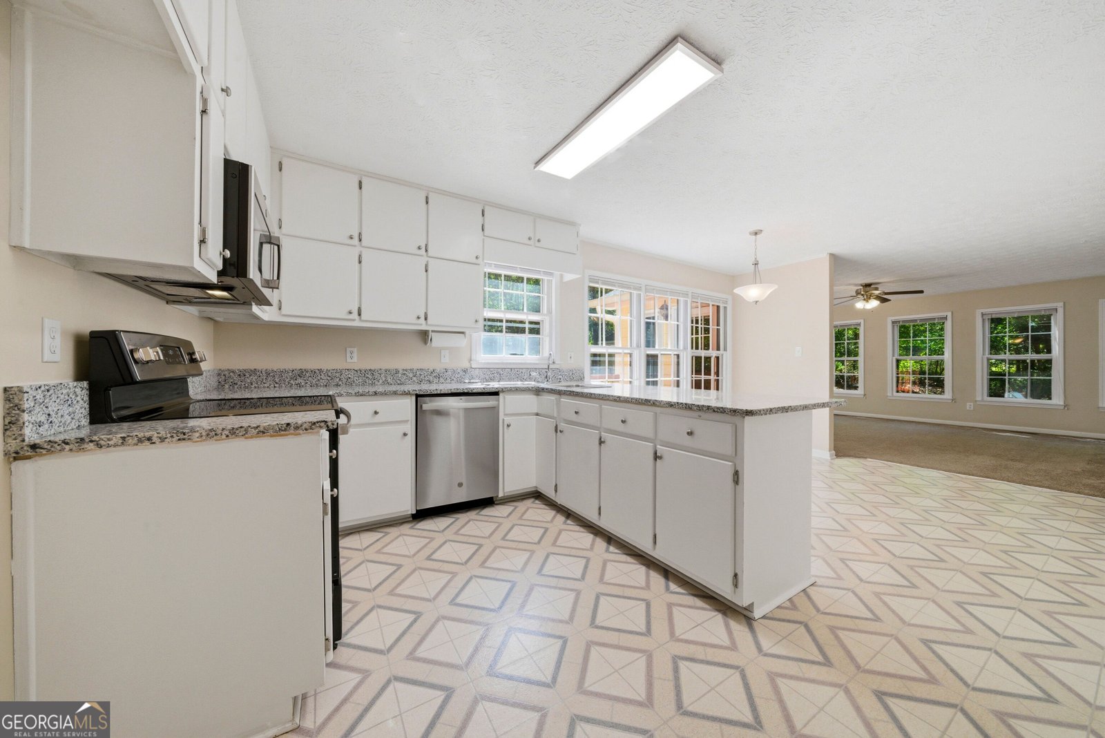 430 Ridgemont Drive Fayetteville - Photo 8