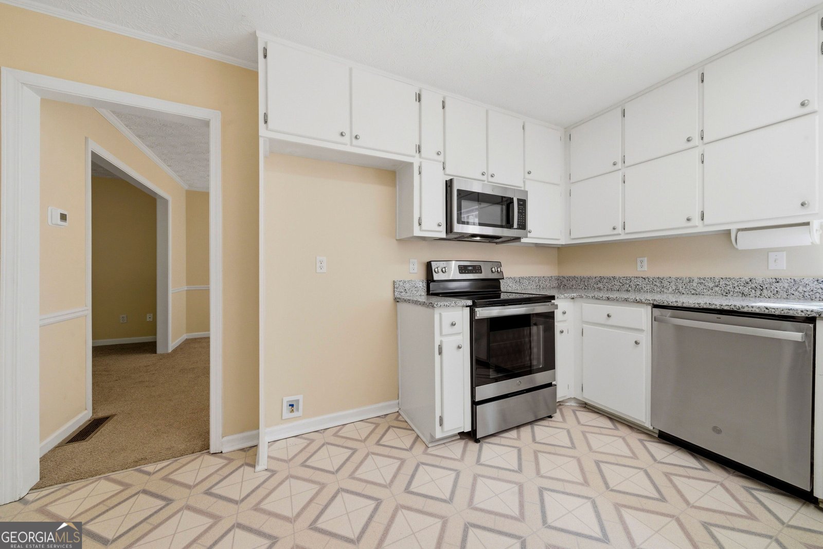 430 Ridgemont Drive Fayetteville - Photo 9