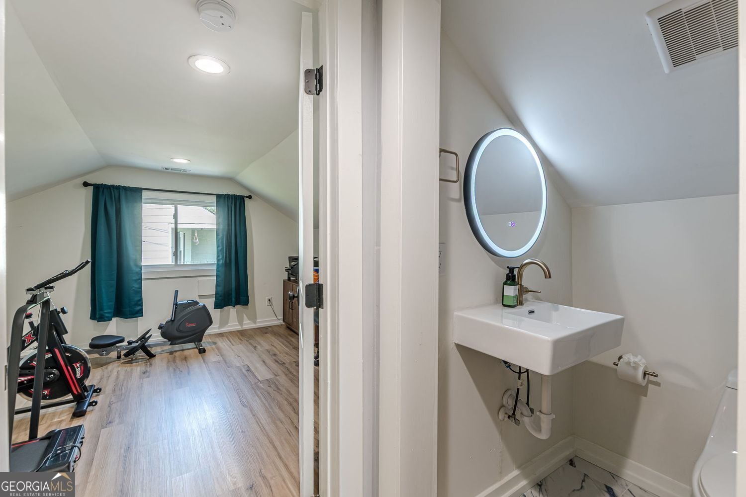 2657 Blount Street East Point - Photo 39