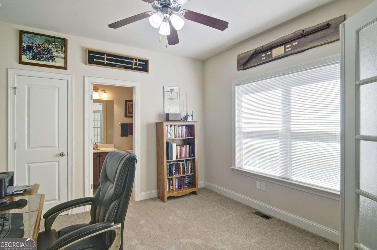 503 Lakeview Court Woodstock - Photo 11