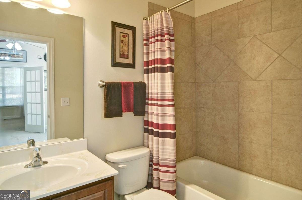 503 Lakeview Court Woodstock - Photo 13